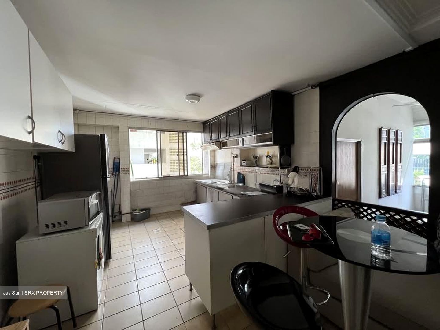 Emerald Apartments (D9), Apartment #628390811